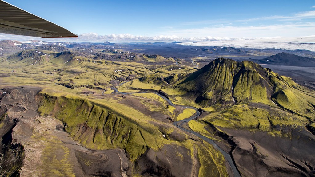scenic-flight-over-unspoiled-natural-wonders-of-iceland-14