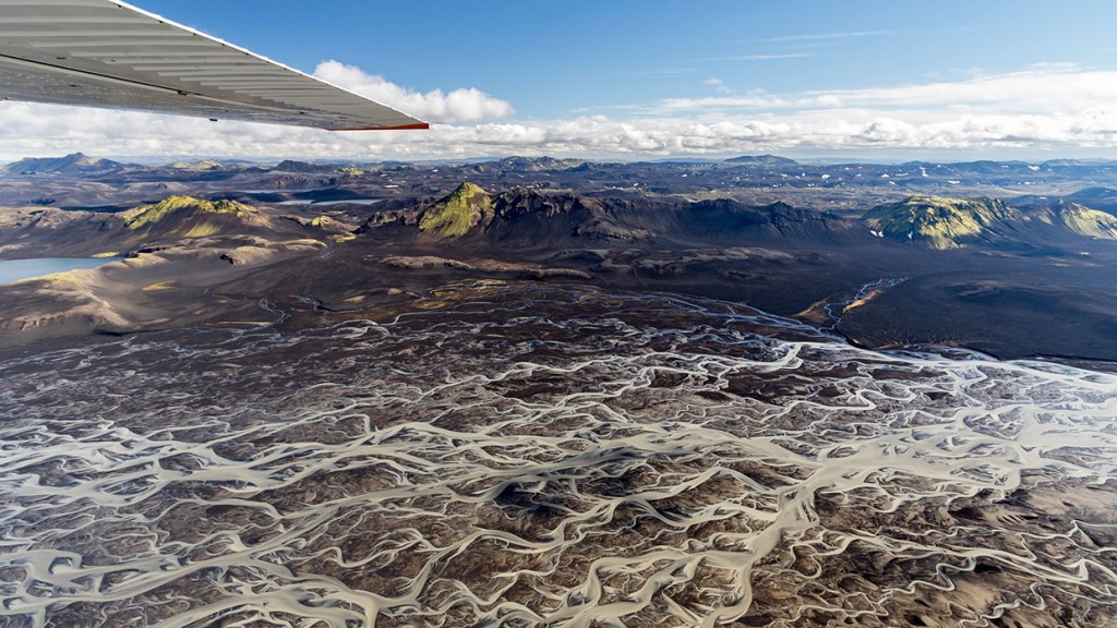 scenic-flight-over-unspoiled-natural-wonders-of-iceland-27
