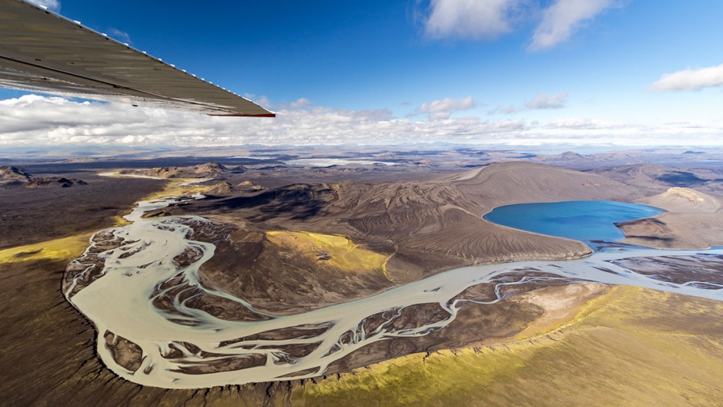 scenic-flight-over-unspoiled-natural-wonders-of-iceland-28