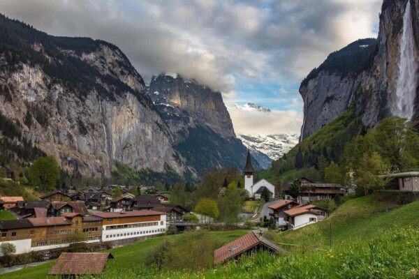 20 Awesome Things to Do in Lauterbrunnen, Switzerland
