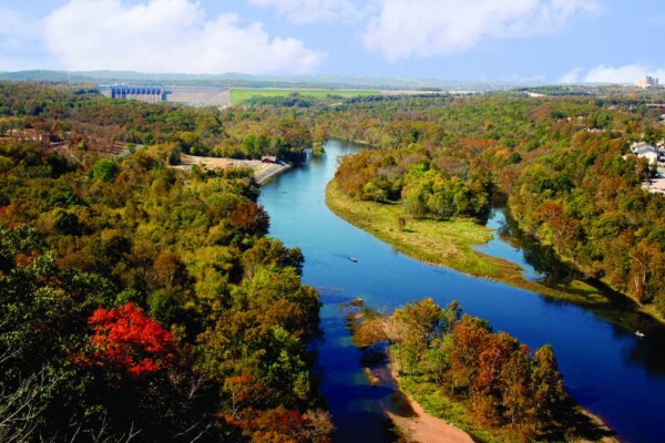 These are The Most Beautiful Lakes in Missouri