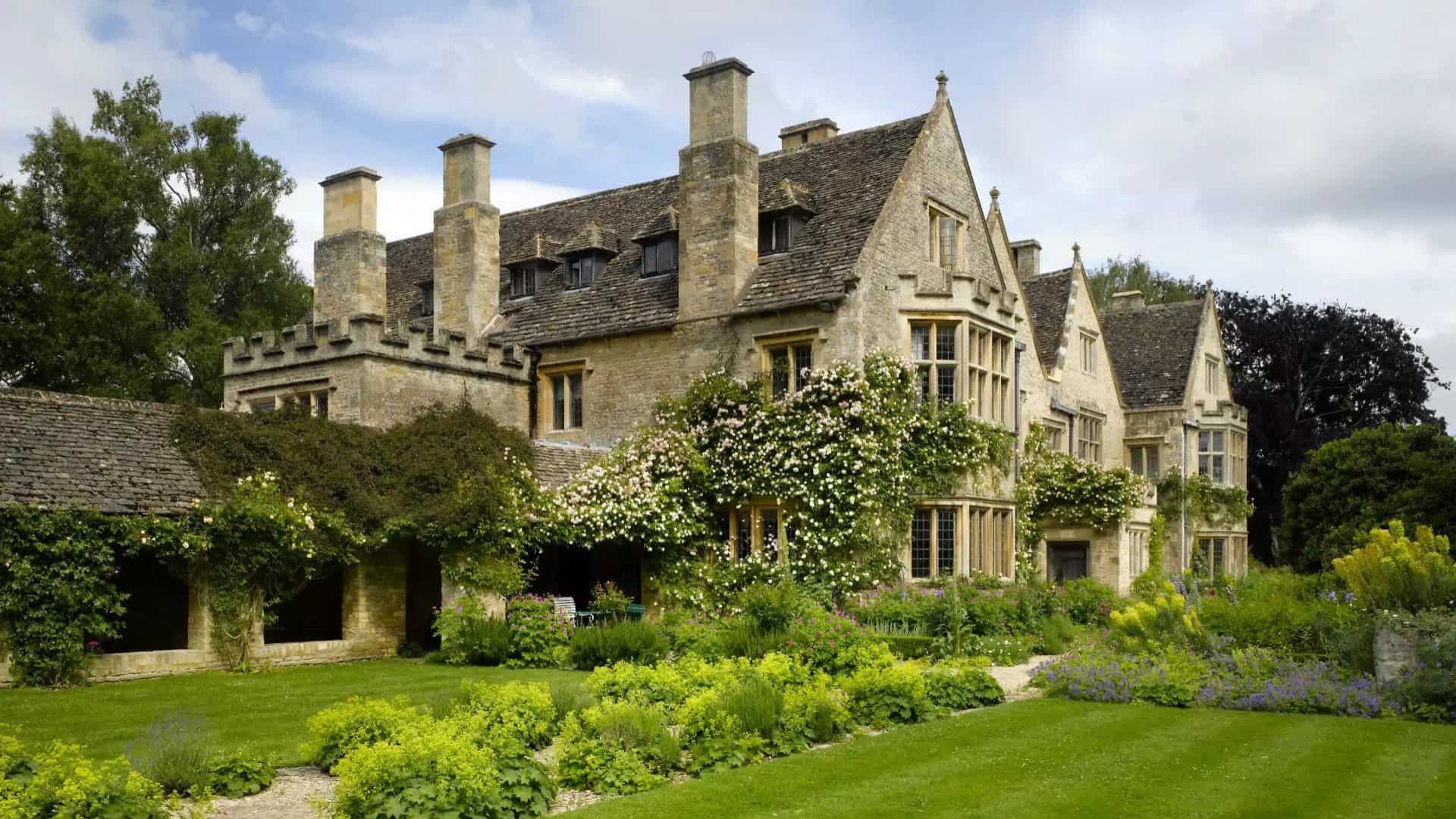 Asthall, Oxfordshire