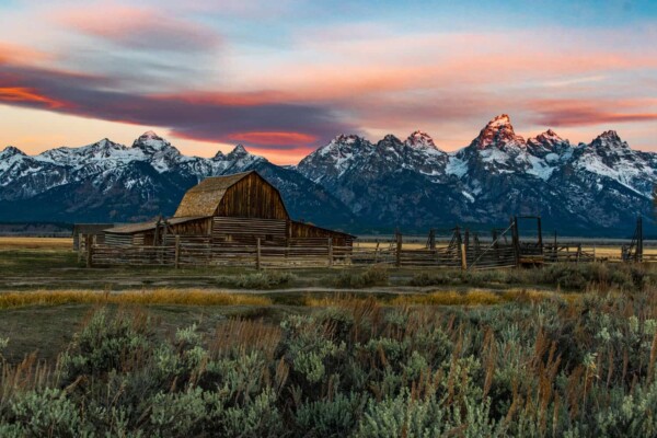 20 Best Places to Live in Wyoming